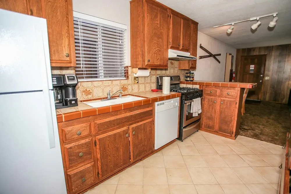Moonridge Mile 2 Bedrooms 1 Bathroom Home