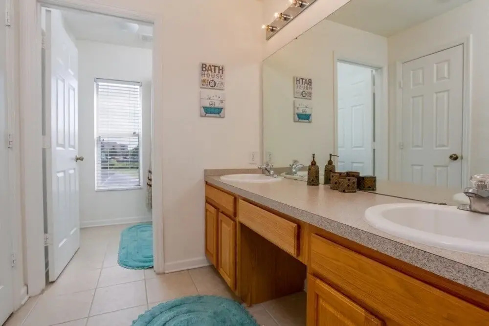 SVV 079 - Windsor Retreat 6 Bed Pool Home