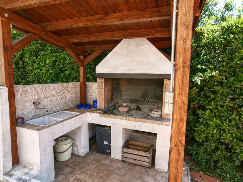 Mansion in San Valentino with Pool