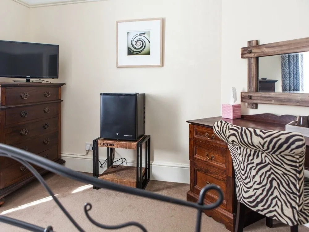 Oaklands Guest House
