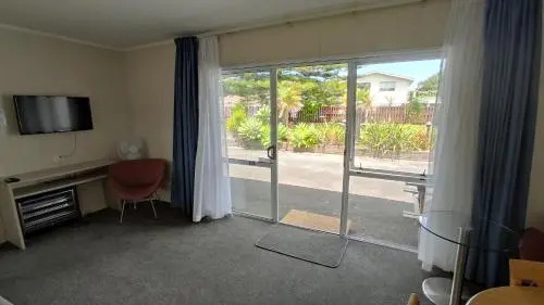 Beaches Motel