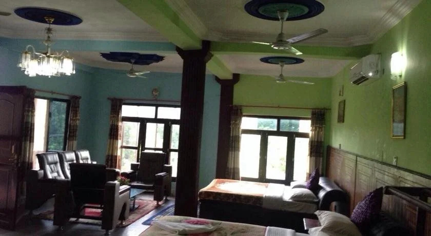 Siddhartha Guest House