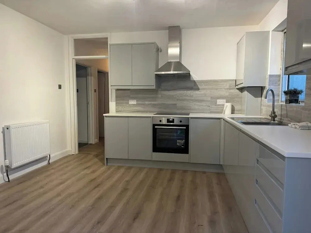 Riverside Retreat in Staines-upon-thames