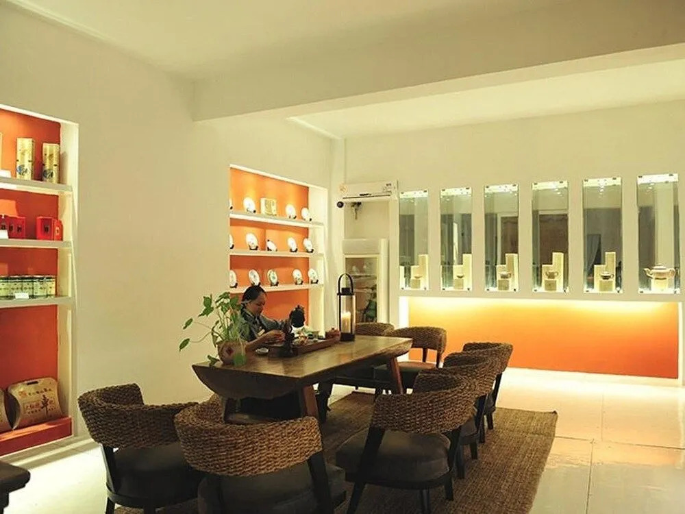Circle Art Hotel