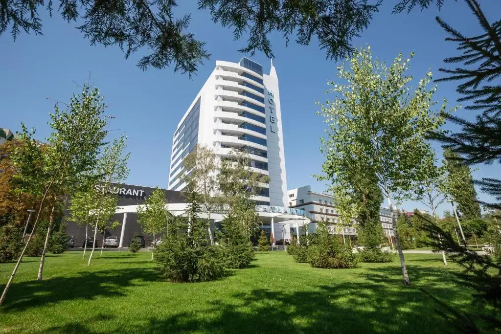 Отель Atlantic Garden Resort
