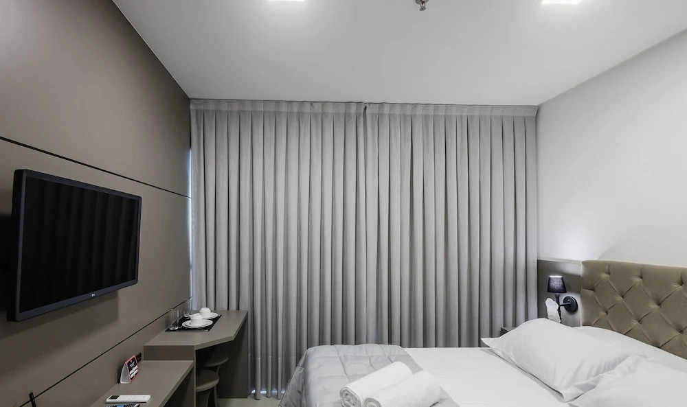 MHFA - Studios em Prédio Luxuoso com Vista Mar