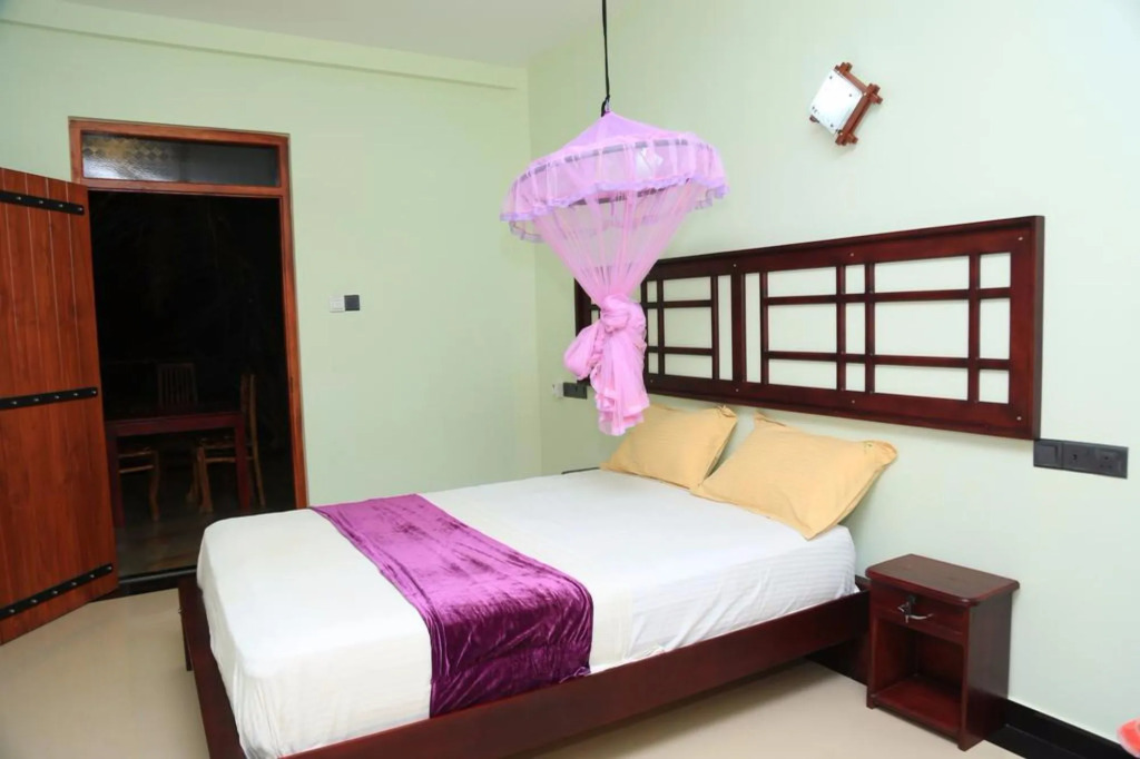 Yala River Face Inn