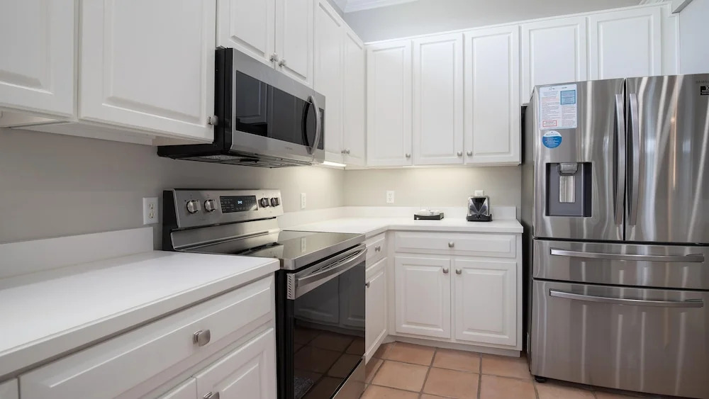 Tivoli 5302 (S)(G) 3BR 3BA - (8)
