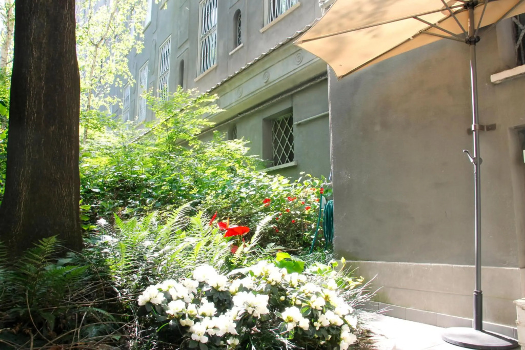 Basement Turati 3 -Consulates District