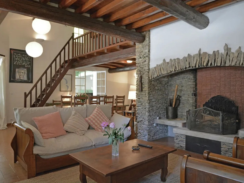 Elegant Mansion in Provence
