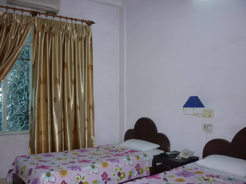 Thang Long Hotel
