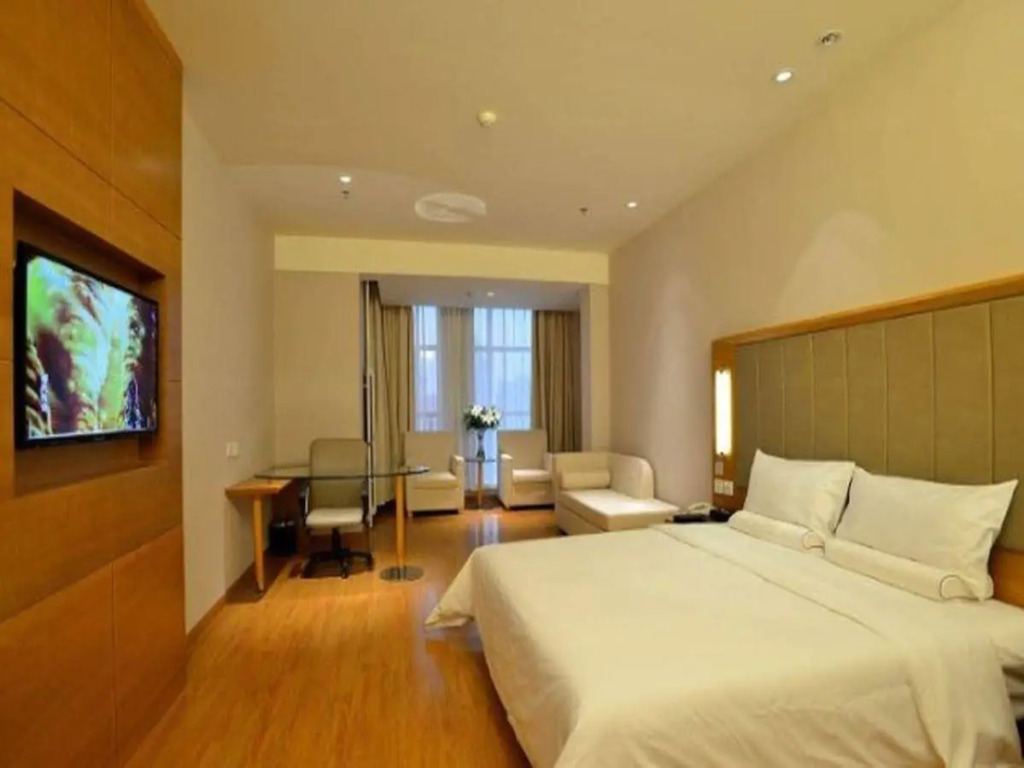 JI Hotel (Wuhan Guanggu Plaza)