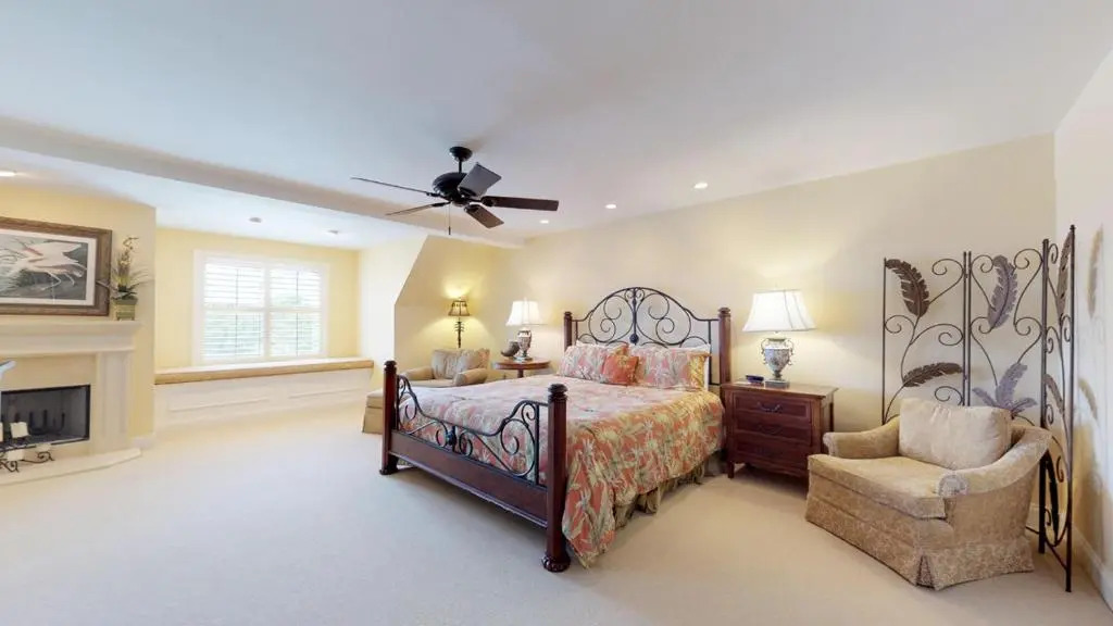 7124 Harbourside I