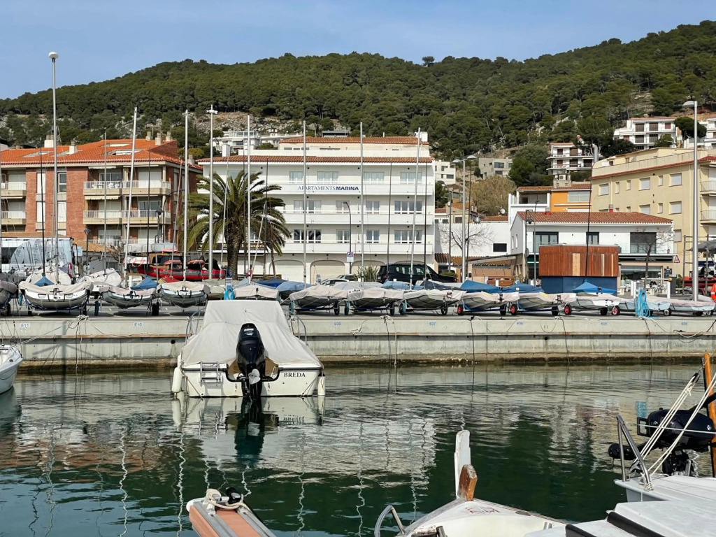 Marina Lateral 1D