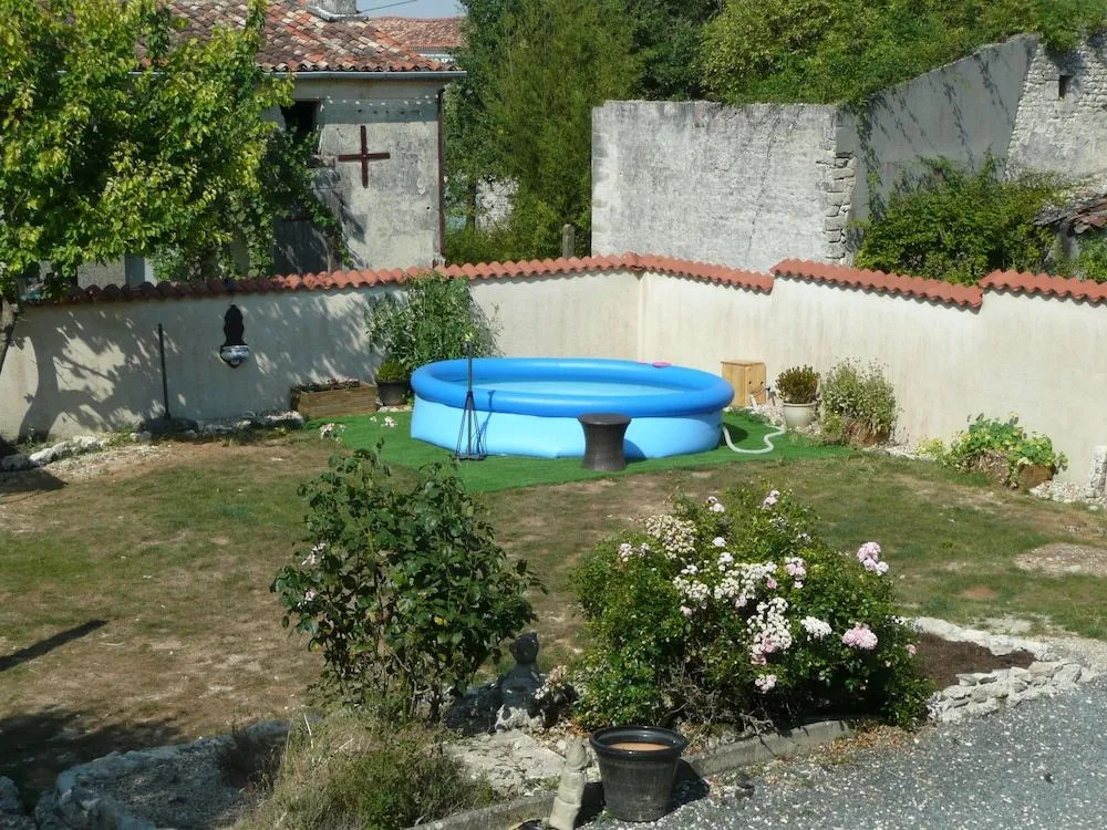 Maison Blanc