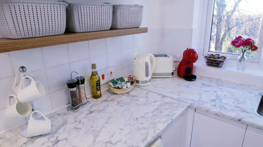 FREE parking, Central Location,1 Bedroom Apartment near Tattersalls