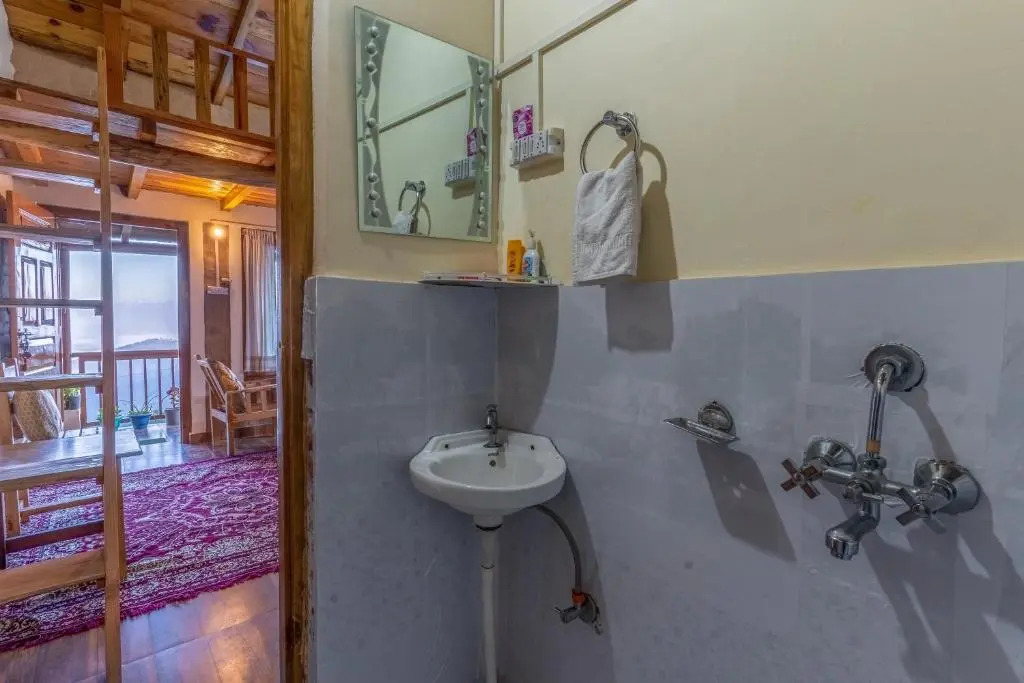 SaffronStays Altura - 2-BR villa with attic room, verandahs, orchards & Himalayan views in Mukteshwar