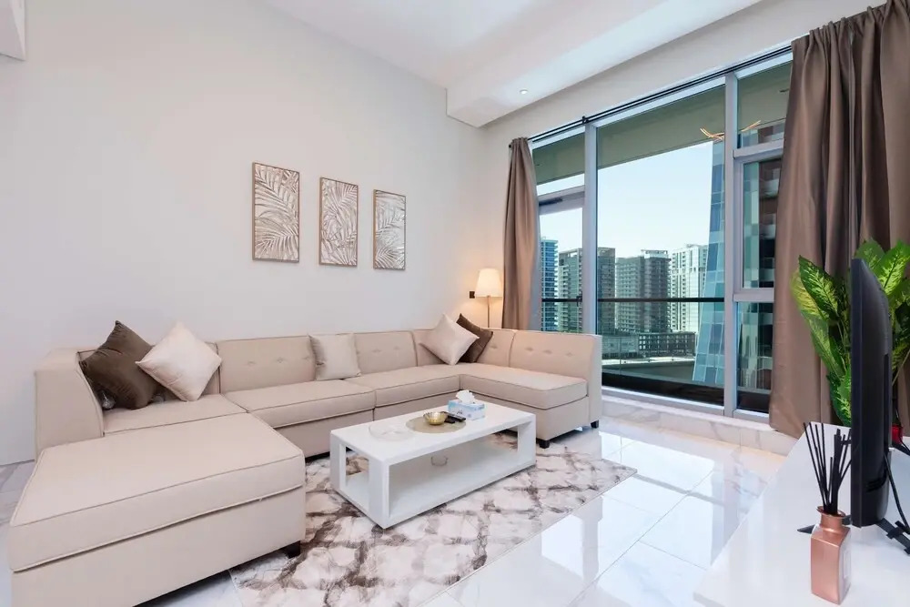LUX 1BR Near B.khalifa