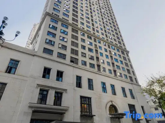Chongqing Lindu Gaokong Jiangjing Hotel Monument to the peoples Liberation Hongyadong Store