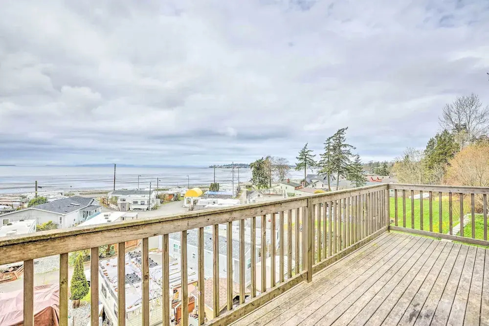Hilltop Hideout w/ Sweeping Birch Bay Views