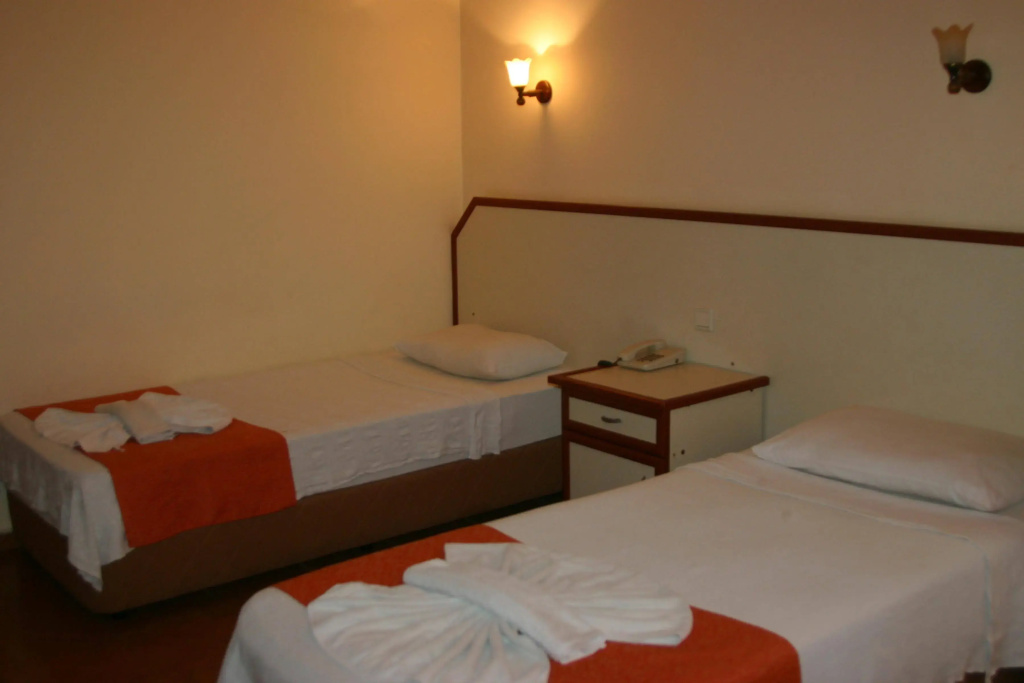 ROXX ROYAL HOTEL