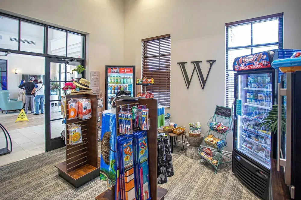 Home 8 Bdrm at Windsor Westside With Top Amenities