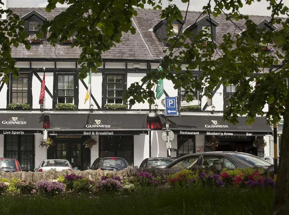 Muskerry Arms Bar and B&B