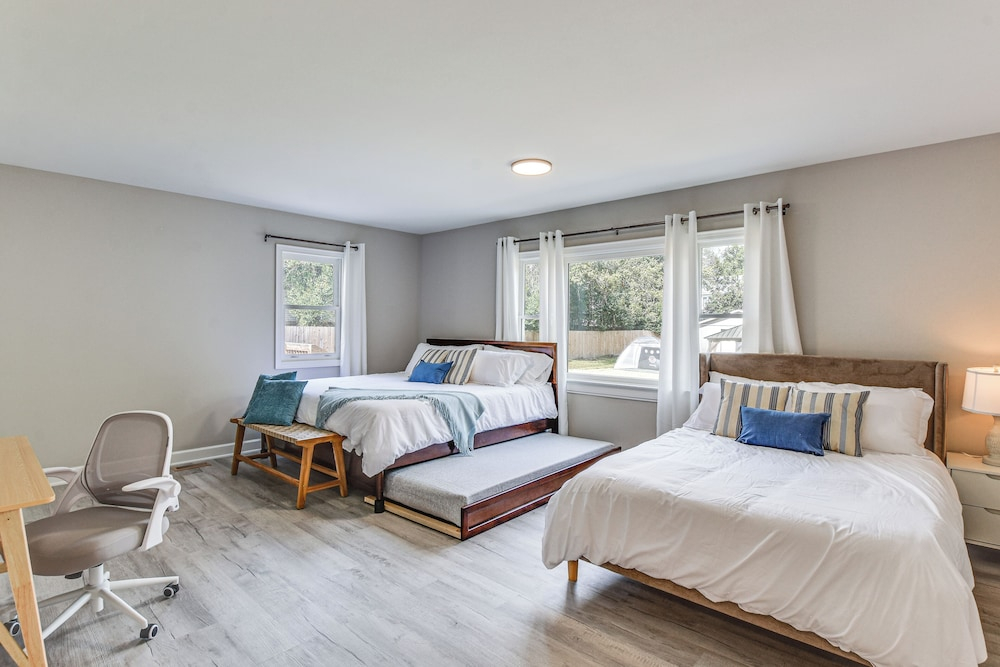 Golf, Ride & More! Home in Dtwn Southern Pines