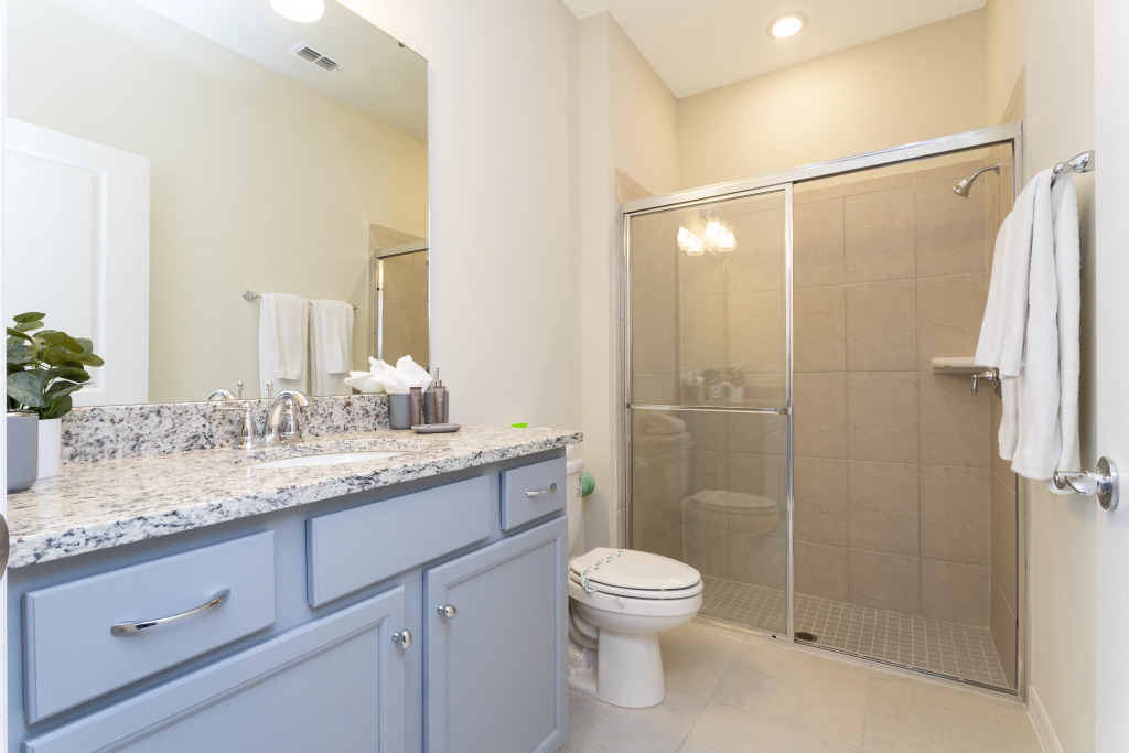 Marvelous 5Bd w Pool Close to Disney Windsor Island Resort 637