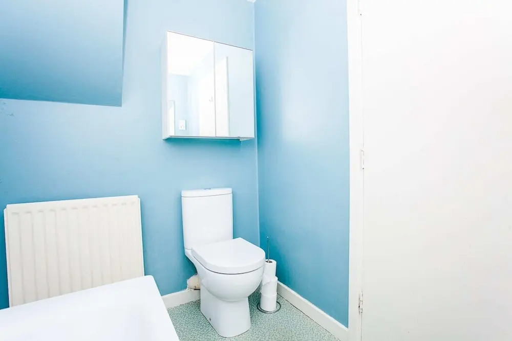 Charming Peaceful 2 Bed with Parking and Garden