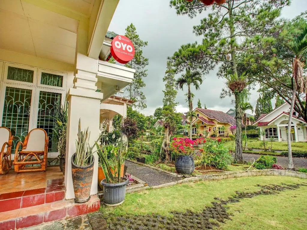 OYO 90080 Villa Lotus E06