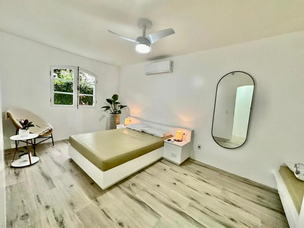 Apartamento estilo Chalé com piscina