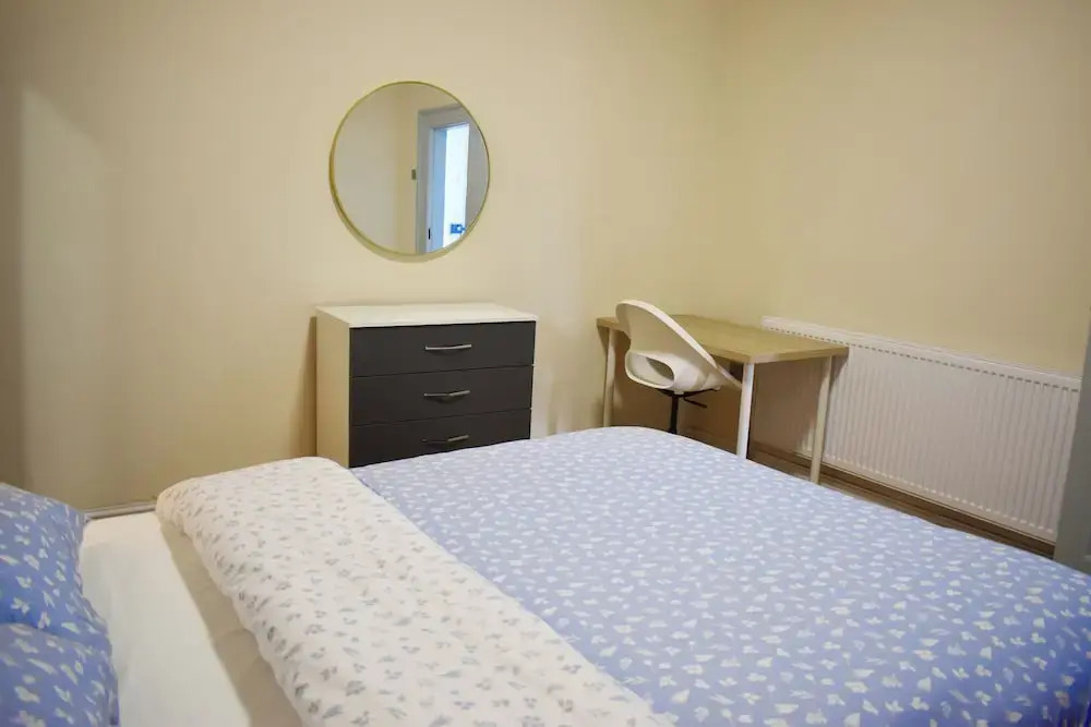 Bedroom in Apartment Walkable china town