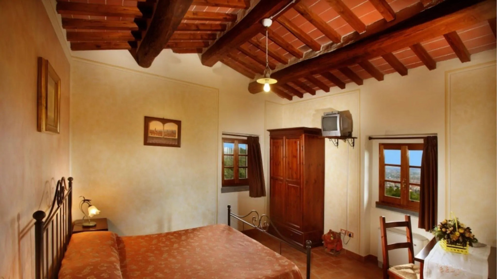 Superb Villa at Short Distance From Montecatini Pool Basketball Court Soccer Ping-pong Mountain-villa Ferrette
