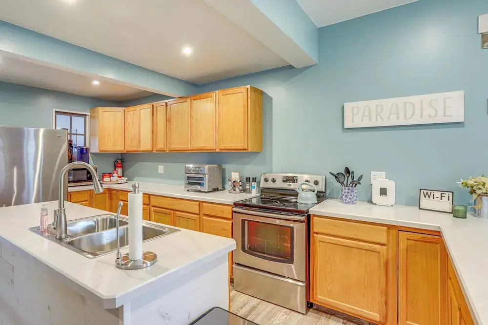 Walk to Beach: Home w/ Pool in Vermilion