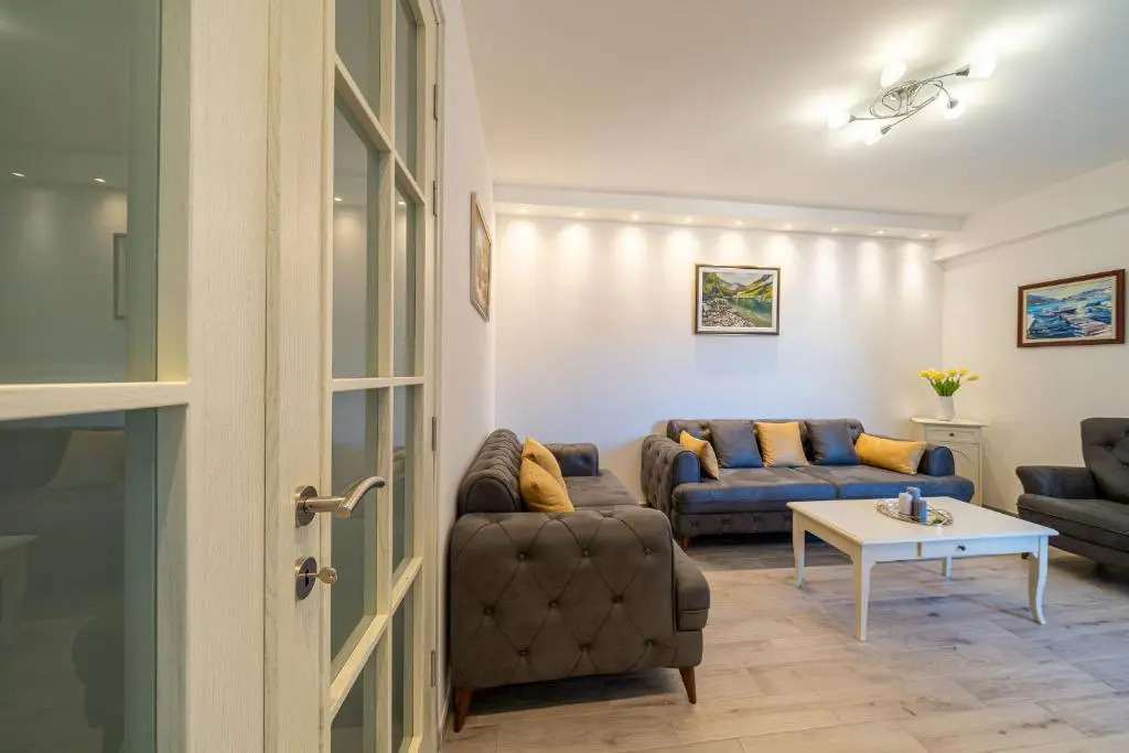 Boka View Luxury Suite - With free Garage Parking