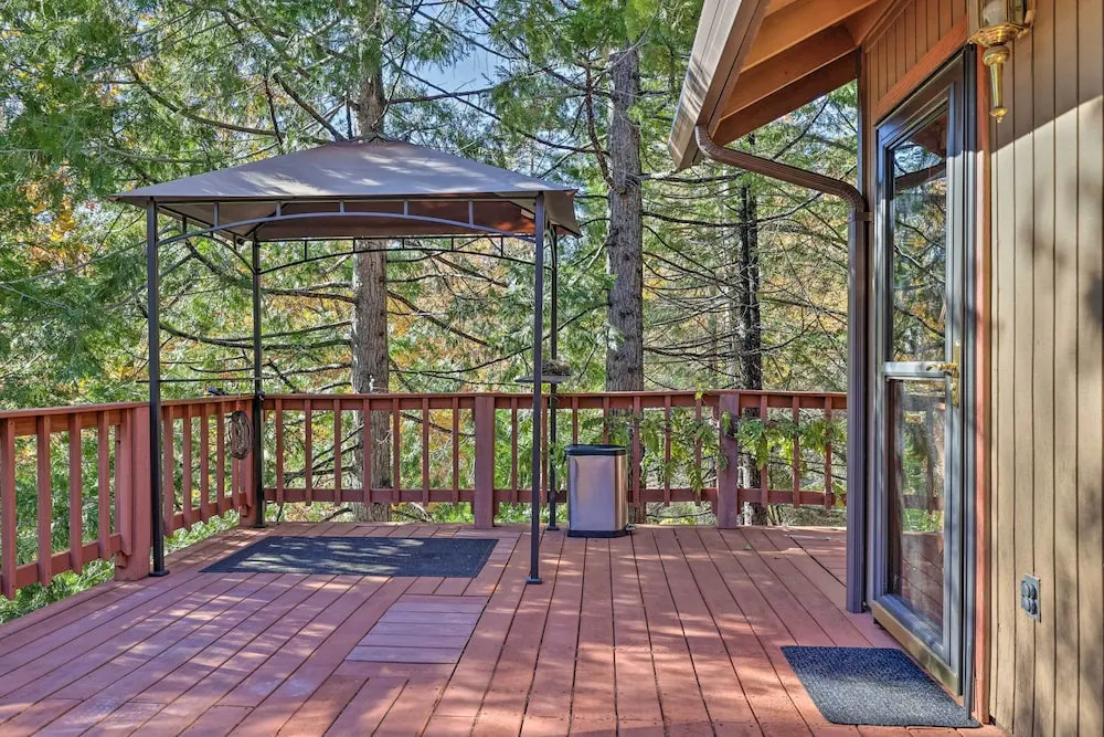 Deck w/ Forest Views: Quiet Twain Harte Cabin