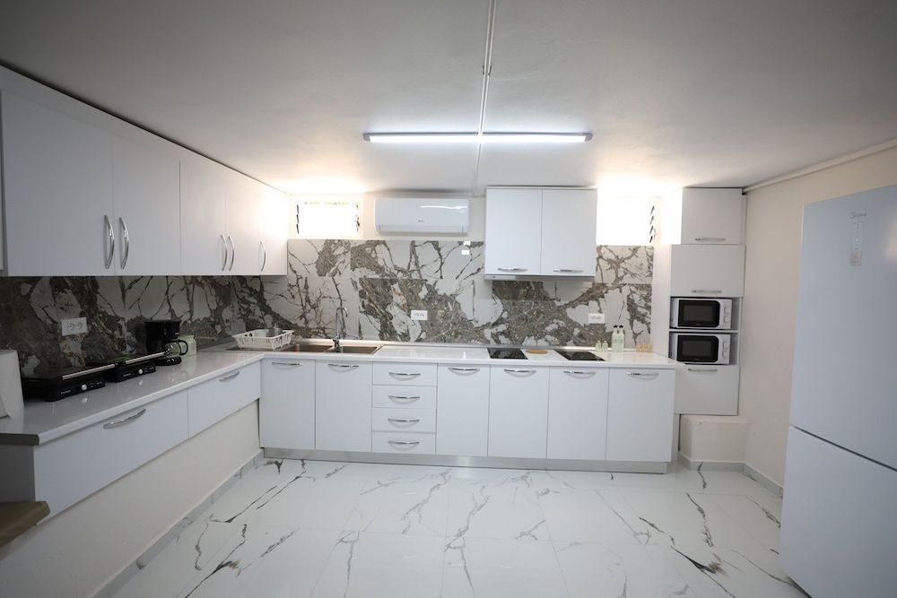 Urban Stay Hostel Saranda