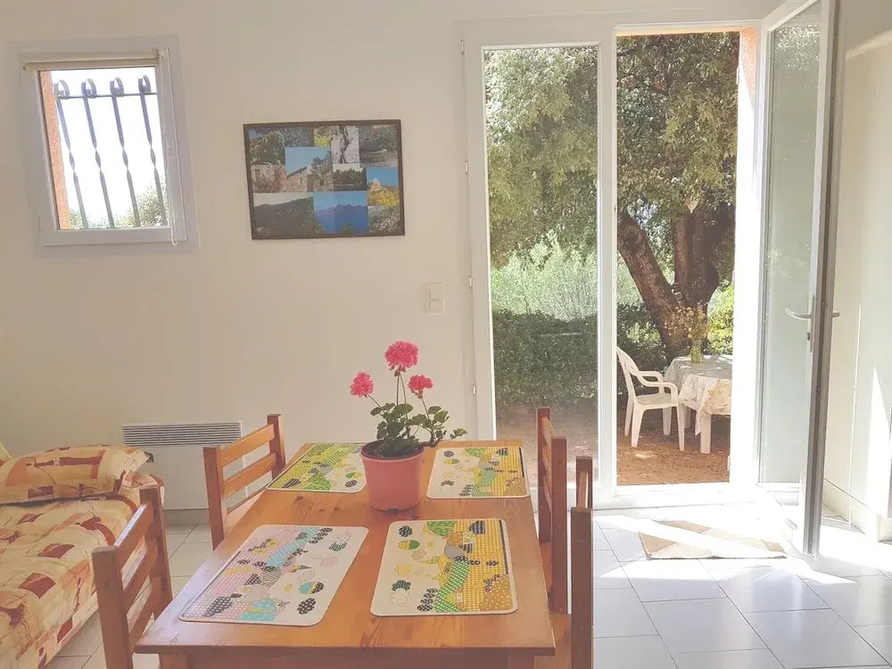 House With one Bedroom in Alata, With Wonderful sea View, Furnished Ga