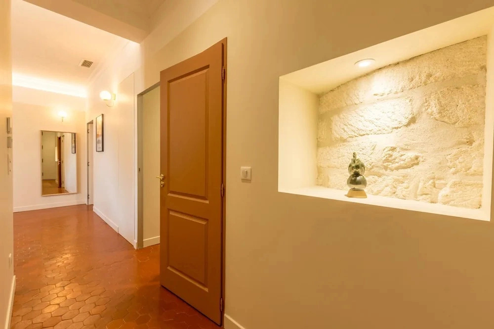 Suite Com die - Premi re Conciergerie