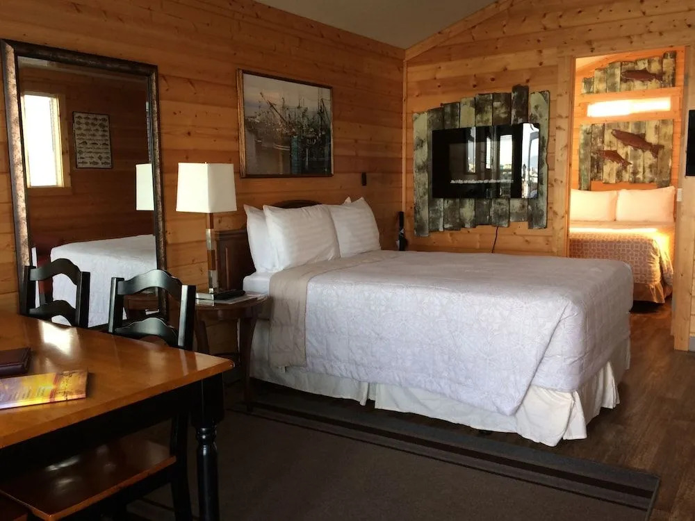 Westport Marina Cottages