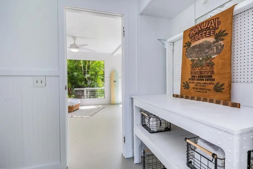 Hanalei Hideaway 2 Bedroom Home by RedAwning