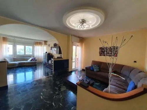 Flat 2 Bedrooms - Genoa