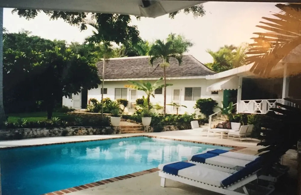 Captivating 3-bed Villa in Montego Bay