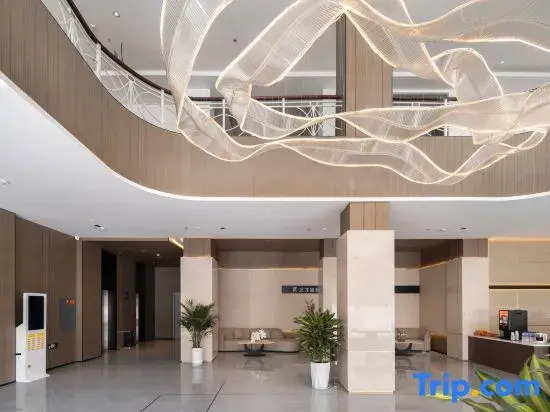 Yilong Xicheng International Hotel (Chuxiong Dongxing Middle School Branch)