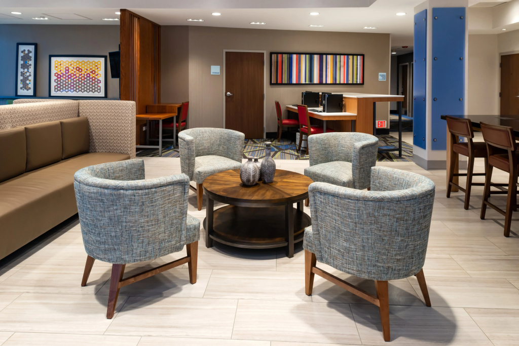 Holiday Inn Express & Suites - Romeoville - Joliet North by IHG