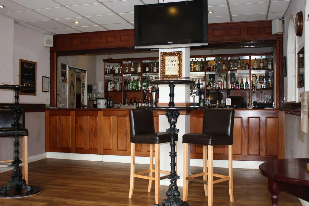 Oliver Cromwell Hotel