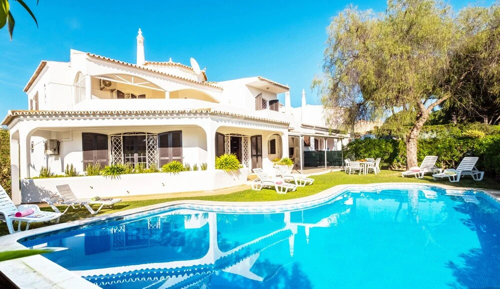 Villa Phi Phi by Algarve Vacation