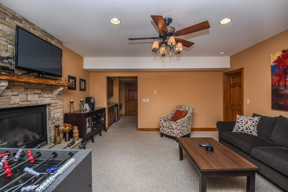 Firefly Cove 4 Bedroom House