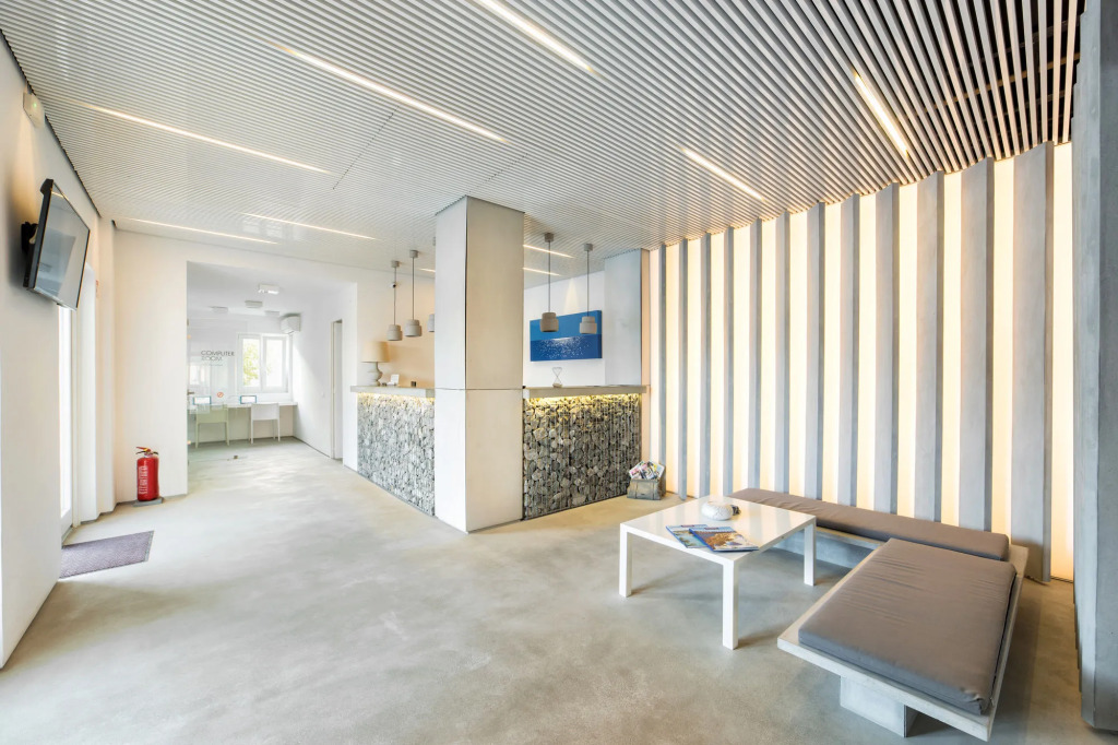 Relux Ios Hotel